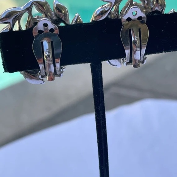 Bogoff Rhinestone Vintage Clip On Earrings - Picture 4 of 4